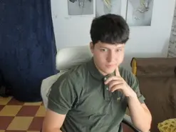 Amateur Live Sex of Martin_Lows
