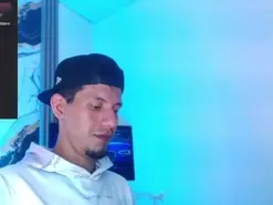 Amateur Adult Webcam of Sebastian_Smitt