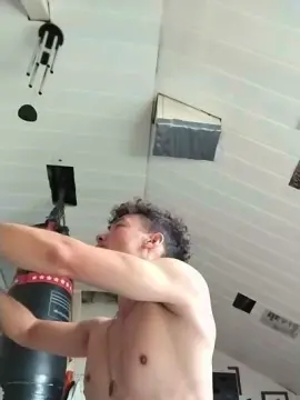 Cam4 Free Live Porn of HotFabian93