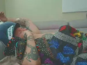 Cam4 Live Sex of overmydaddbody