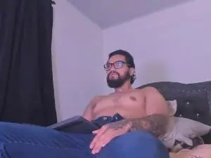 Cam4 Best Webcam of CHRIS_HARRIS77