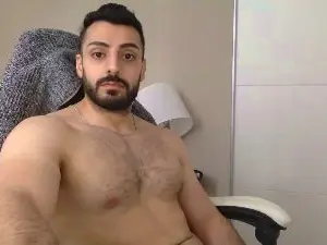 Cam4 Watch Live Sex Cams of cemilyoztt