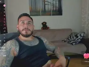 Cam4 Live Sex of shadownight94