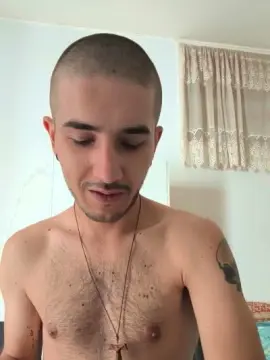 Cam4 Free Live Porn of Gufetto99