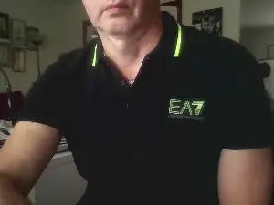 Cam4 Live Porn of nakedinMTL