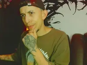 Cam4 Live Sex of Chris_Joness