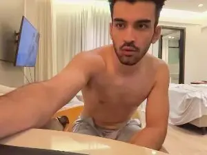 Cam4 Nude Webcam of Drgym18