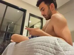 Cam4 Watch Live Sex Cams of Drgym18