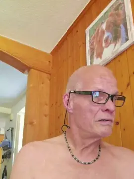Cam4 Free Live Porn of blasehase50