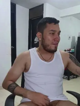 Cam4 Live Porn of _LIONEL_