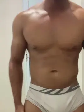 Cam4 Watch Live Sex Cams of Morenoroludocam