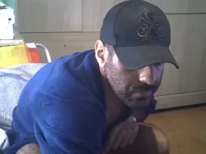 Cam4 Free Porn Cam of Militar_S
