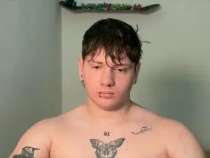 Cam4 Free Porn Cam of Eskolhandsome