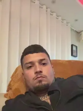 Cam4 Free Live Porn of Mrmalvadin