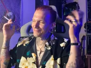 Cam4 Live Sex of paul_razor