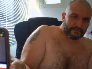 Cam4 Live Porn of DaddyBearLive