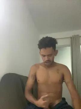 Cam4 Live Sex Cam of Felipecavalao