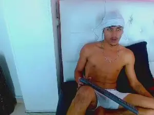 Cam4 Live Sex of angel_foxc_