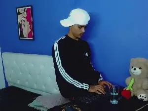 Cam4 Nude Webcam of angel_foxc_