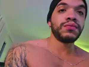 Cam4 Free Porn Cam of tattooer2