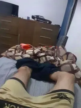 Cam4 Free Live Porn of magrelinho90
