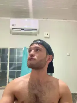 Cam4 Free Live Porn of hey_its_daniel