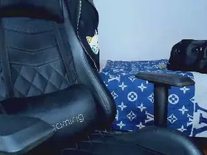 Cam4 Live Sex Cam of Tommy_bred