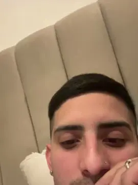 Cam4 Live Sex Cam of Parejahott27