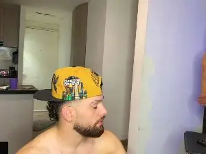 Cam4 Sex Cam of zoneboys_