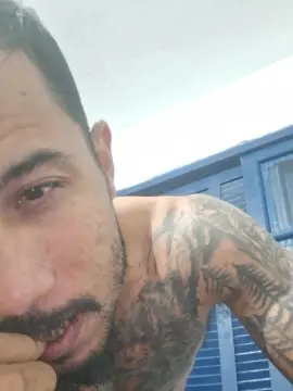 Cam4 Free Live Porn of Chilenohh