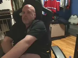 Cam4 Live Porn of avenger831