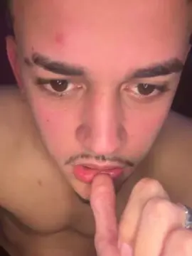 Cam4 Free Porn Cam of Ravel55