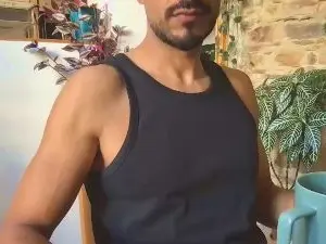 Cam4 Live Sex Cam of boxer_hot4
