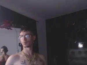 Cam4 Free Porn Cam of RyanOwenss