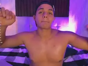 Cam4 Adult Webcam of Alex_Kriz