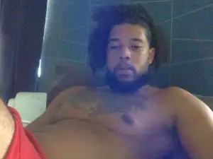Cam4 Free Live Porn of thebodguy