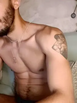 Cam4 Live Sex of Araboy30