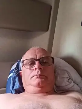 Cam4 Adult Webcam of charlemagne18