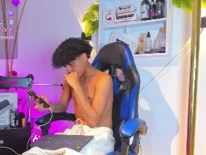 Cam4 Adult Webcam of Taylor_Black_