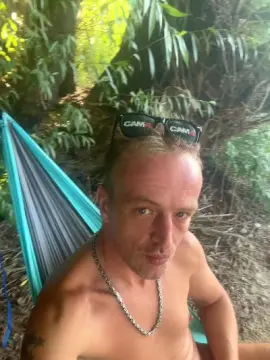 Cam4 Live Porn of darksecret_Lar