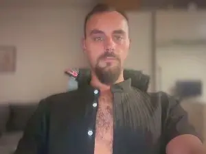 Cam4 Free Live Porn of MostWanted79