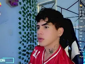 Cam4 Free Live Porn of Tayson_Rivers