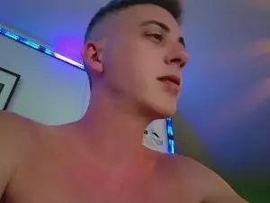 Cam4 Free Live Porn of HuGo4K