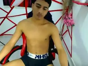 Cam4 Adult Webcam of Oliver_Parker