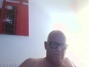 Cam4 Nude Webcam of caddylec1