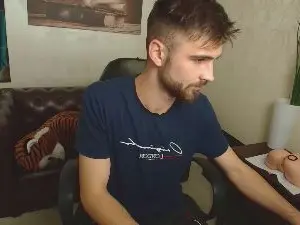 Cam4 Best live sex cam show of KyloEast