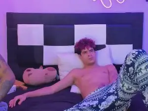 Cam4 Watch Live Sex Cams of x_Guys_Lucky