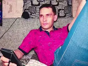 Cam4 Free Live Porn of DavidCarroll