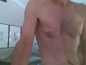 Cam4 Live Porn of crazyhorse11