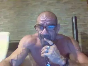 Cam4 Private Sex Chat of TomiPsexy